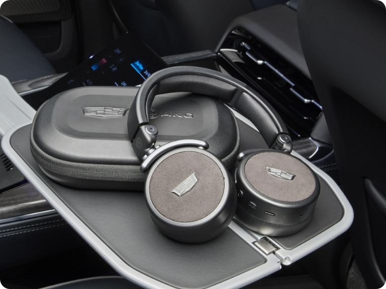 HIGH-TECH SOUND